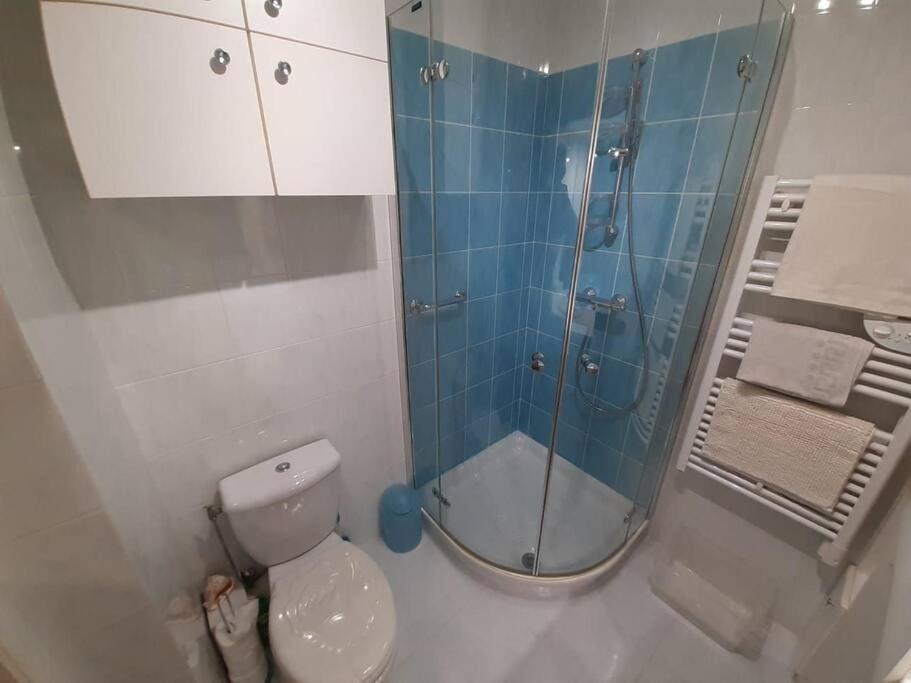 Le Garavan, Superbe Studio Vue Mer Et Vieux Menton Luaran gambar
